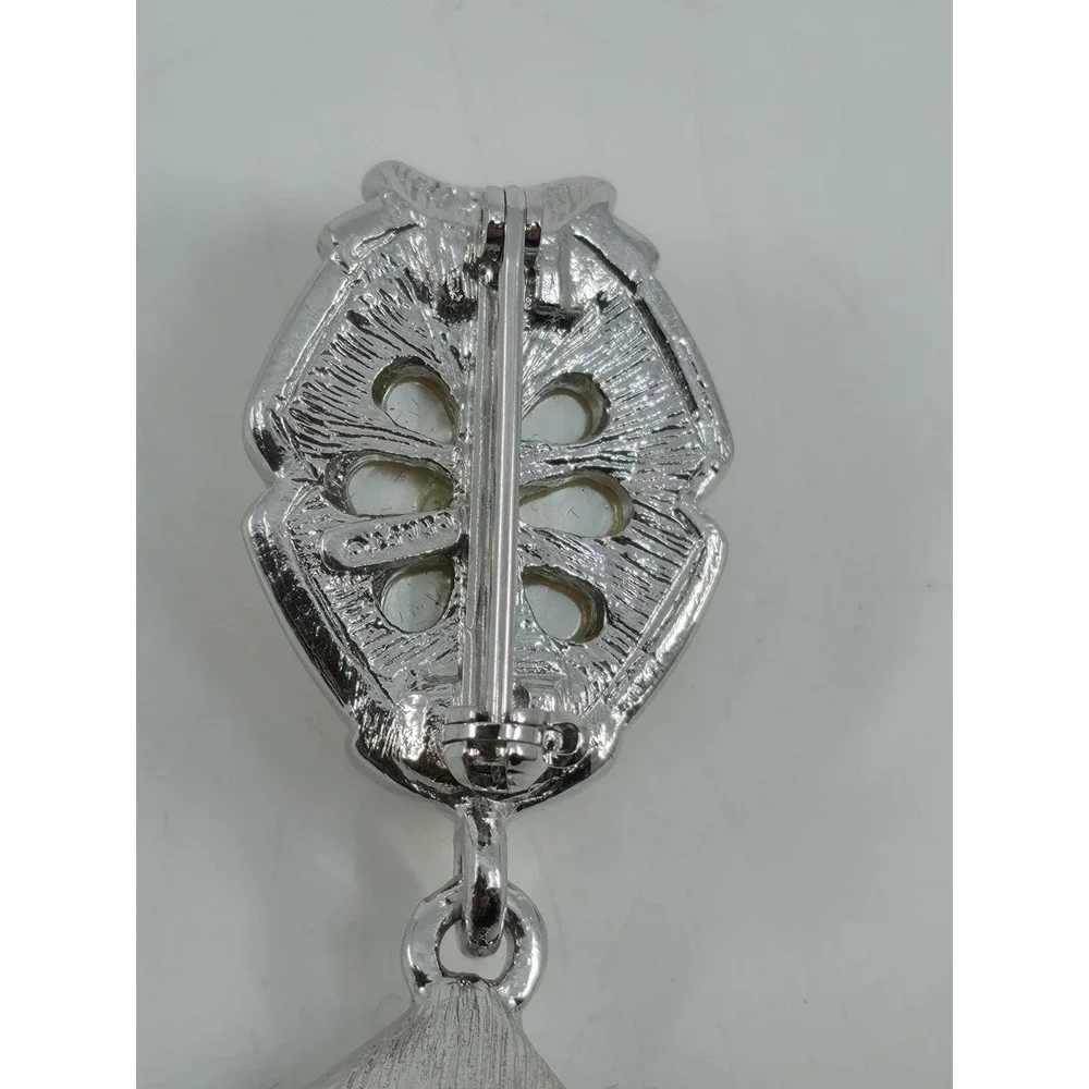 Vintage Signed Craft Silver Tone Faux Pearl Rhinestone Teardrop Crystal Brooch